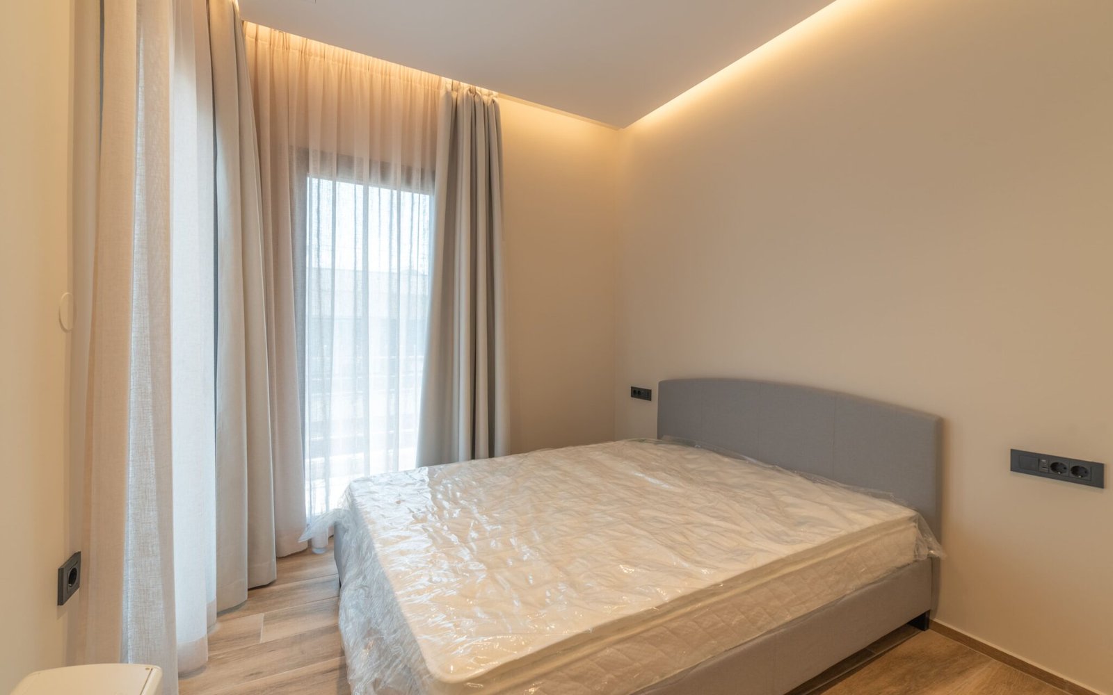 6_ROOM_1_