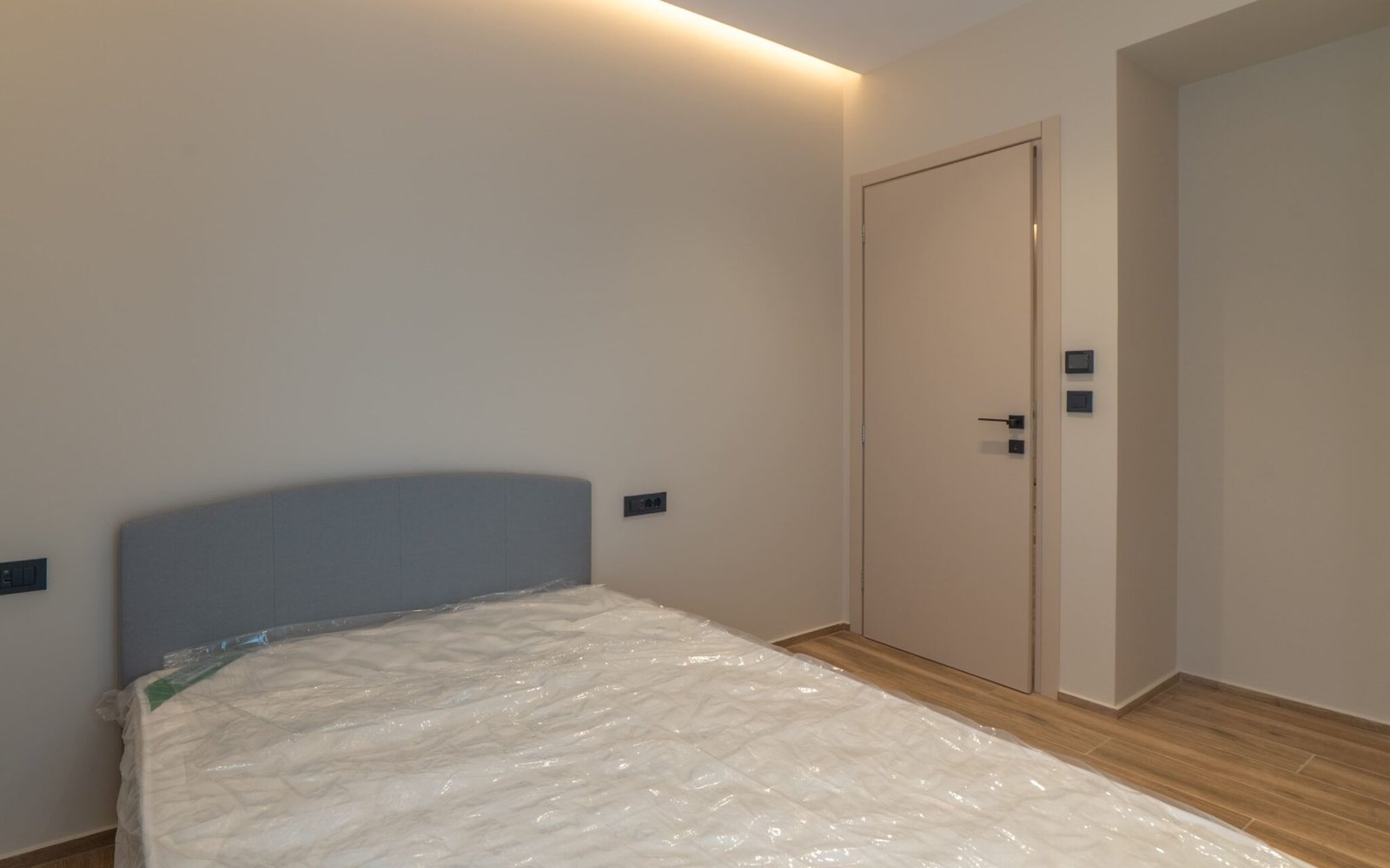 7_ROOM_1_